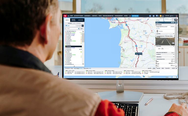 Why is Frotcom the smartest choice for your fleet_b - Frotcom.jpg Why is Frotcom the smartest choice for your fleet? - Frotcom