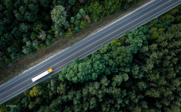 Decarbonizing Transportation Future Trends in Sustainable Fleets_b - Frotcom.jpg Decarbonizing Transportation Future Trends in Sustainable Fleets - Frotcom