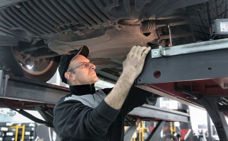 Blog card - How can fleet managers reduce TCO through preventive fleet maintenance How can fleet managers reduce TCO through preventive fleet maintenance? - Frotcom